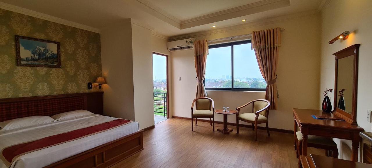 Hoang Yen Hotel Thuan An Экстерьер фото